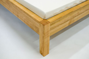 Bett Basis Kirschbaum Detail Bettgestell